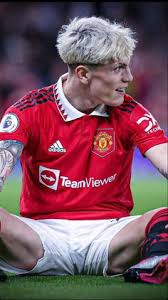 Ganacho käyttää pelinumeroa 49.